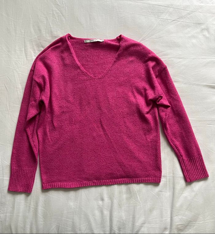 Pull col V rose