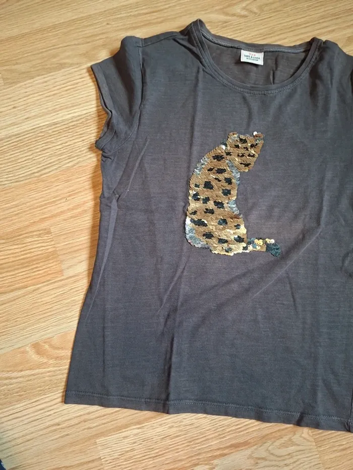 Tee-shirt gris à sequins - photo numéro 2