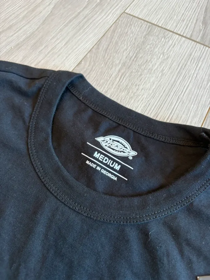T shirt Dickies Taille M neuf avec étiquette - photo numéro 4