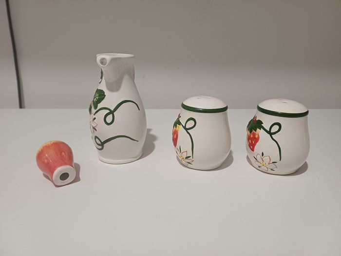 Ensemble salière, poivrière, vinaigrier - photo numéro 2