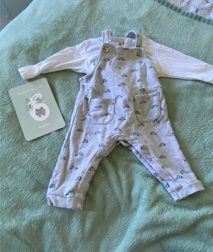 Lot vêtements bébé 6 e - photo numéro 4