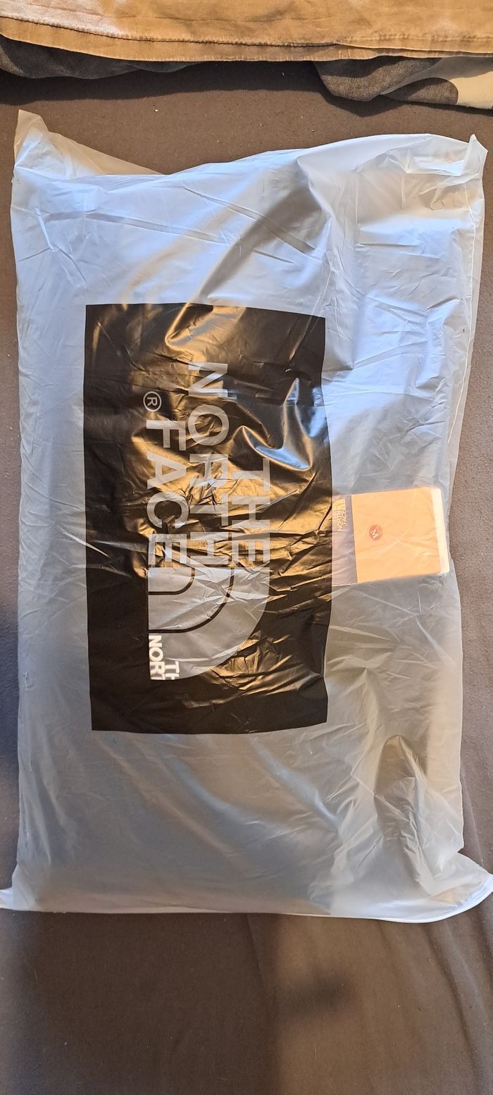 Doudoune noir The North Face 700 . T: L - photo numéro 8