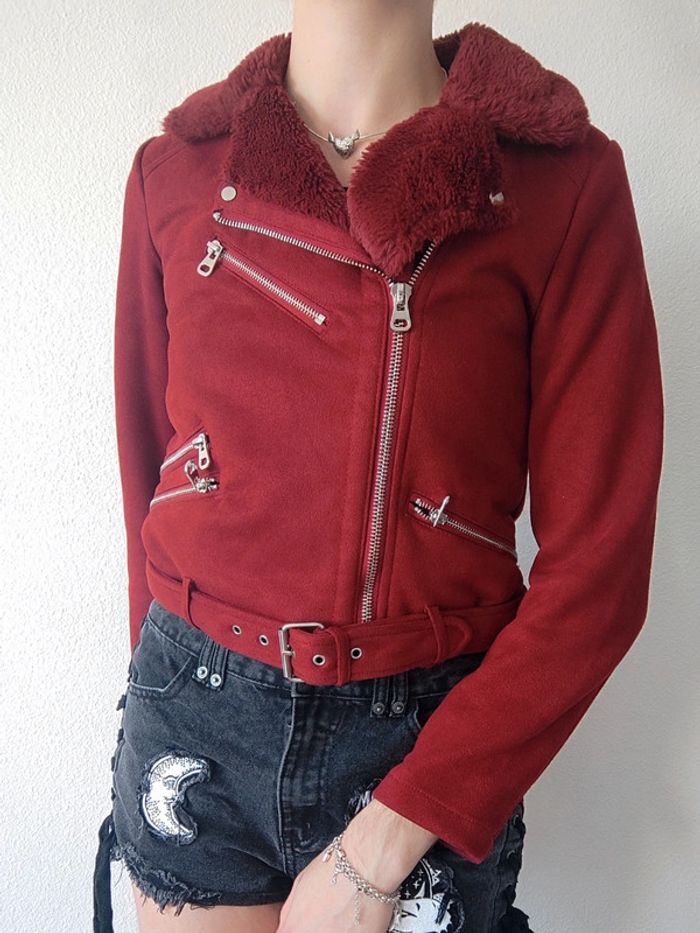 Perfecto blouson veste daim col fourrure rouge foncé / Pimkie - 36/S à 38/M - photo numéro 3
