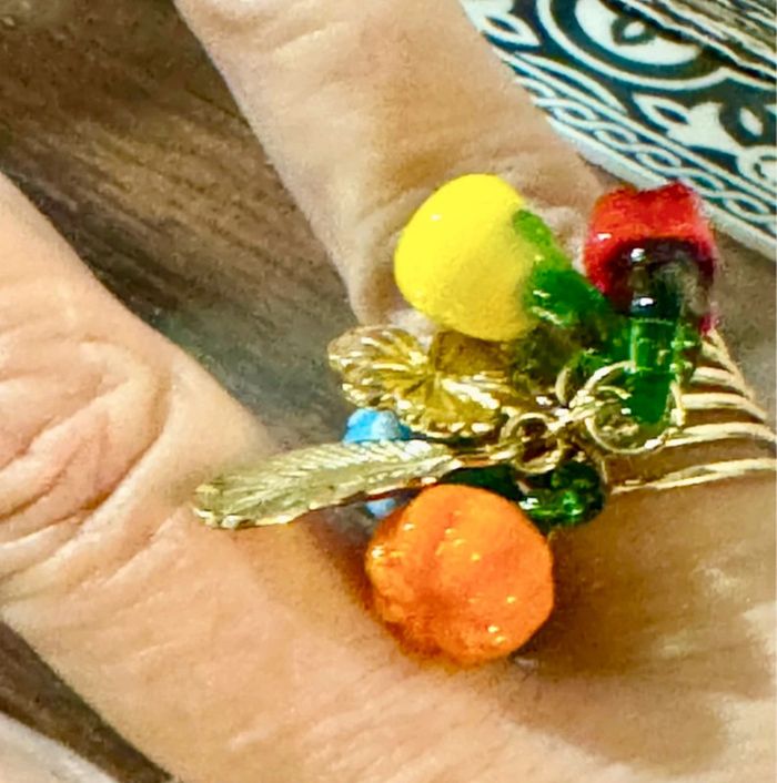 Bague large réglable fruits et légumes en verres en breloques habaha Paris - photo numéro 2
