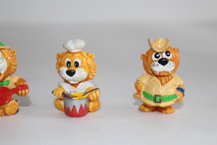 Kinder Surprise Leoventuras 1993 Lot de 10 fugurines. - photo numéro 5