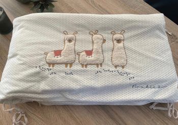 T ou r de lit lamas Noukies tout doux