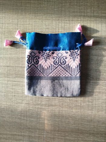 Petit sachet en tissu