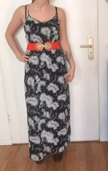 Robe longue motif jungle noire et blanche taille 36