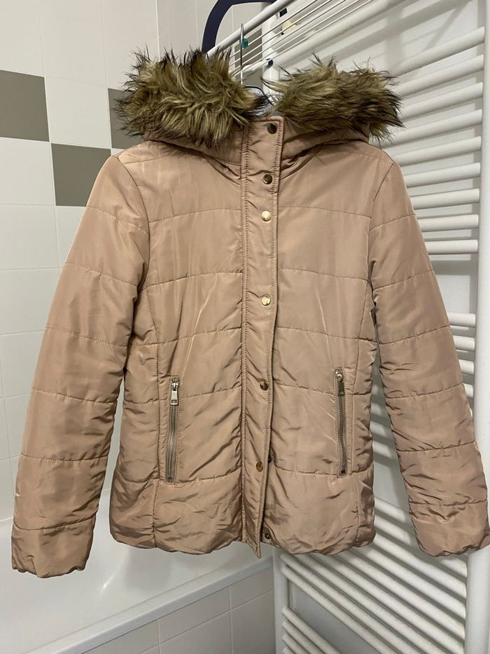 Veste hiver avec capuche  H et M.