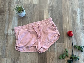 - Short Bershka   - Taille S - Très bon état