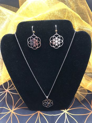 Parure bijoux fleur de vie neuve