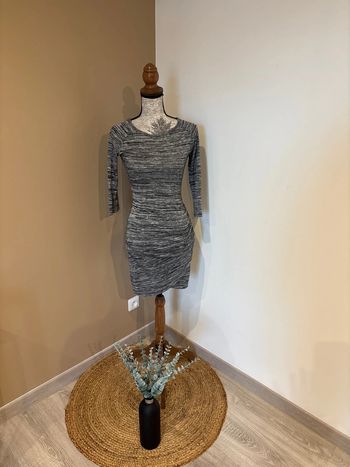 Robe d’hiver femme taille 36 Jennyfer