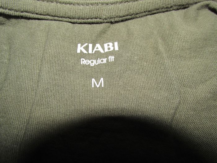 tshirt kaki taille M KIABI - photo numéro 3
