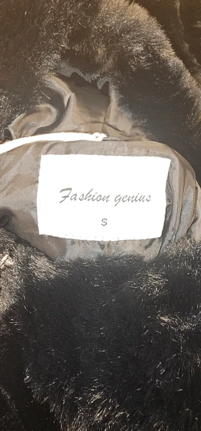 Blouson Neuf Fausse Fourrure Fashion genius Noir Taille S - photo numéro 9