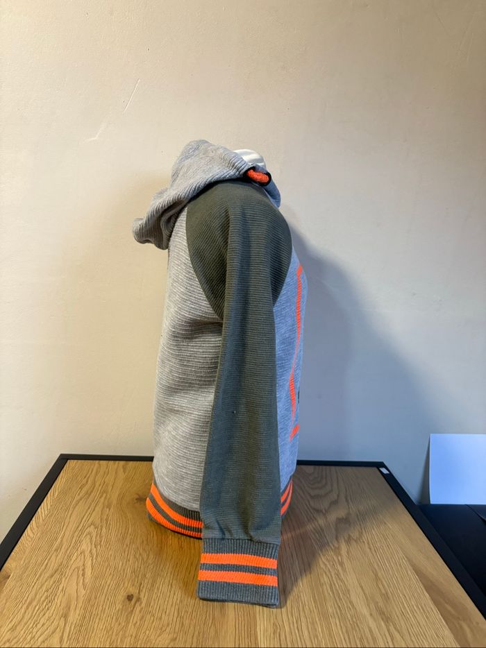 Pull garçon taille 140/146 - photo numéro 4