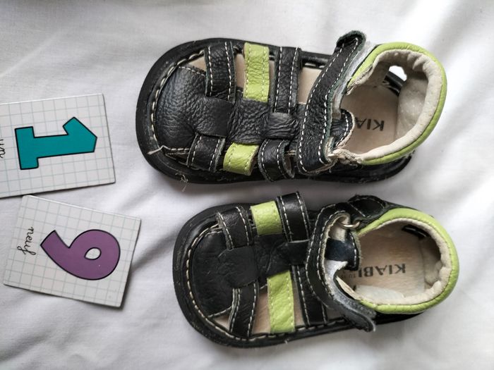 Sandales Kiabi taille 19