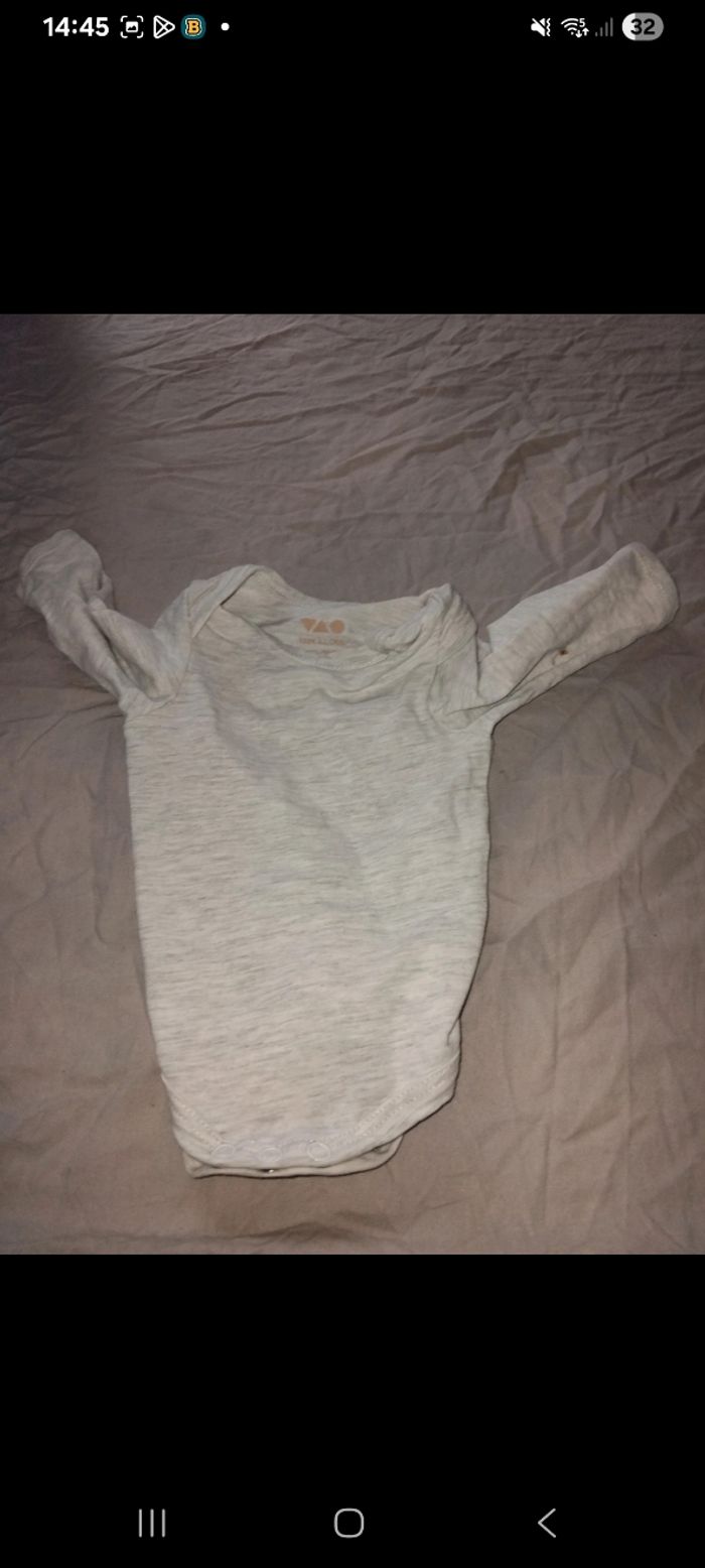 Lot de vêtements 1 mois - photo numéro 5