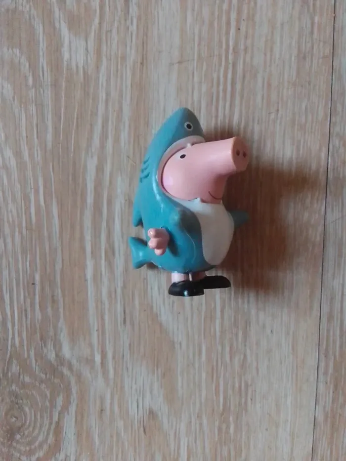 Figurine Peppa pig - photo numéro 2