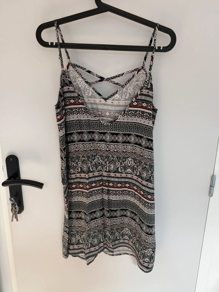 Jolie robe courte fluide femme, Forever 21 taille M - photo numéro 2