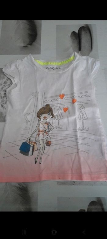 Tee shirt