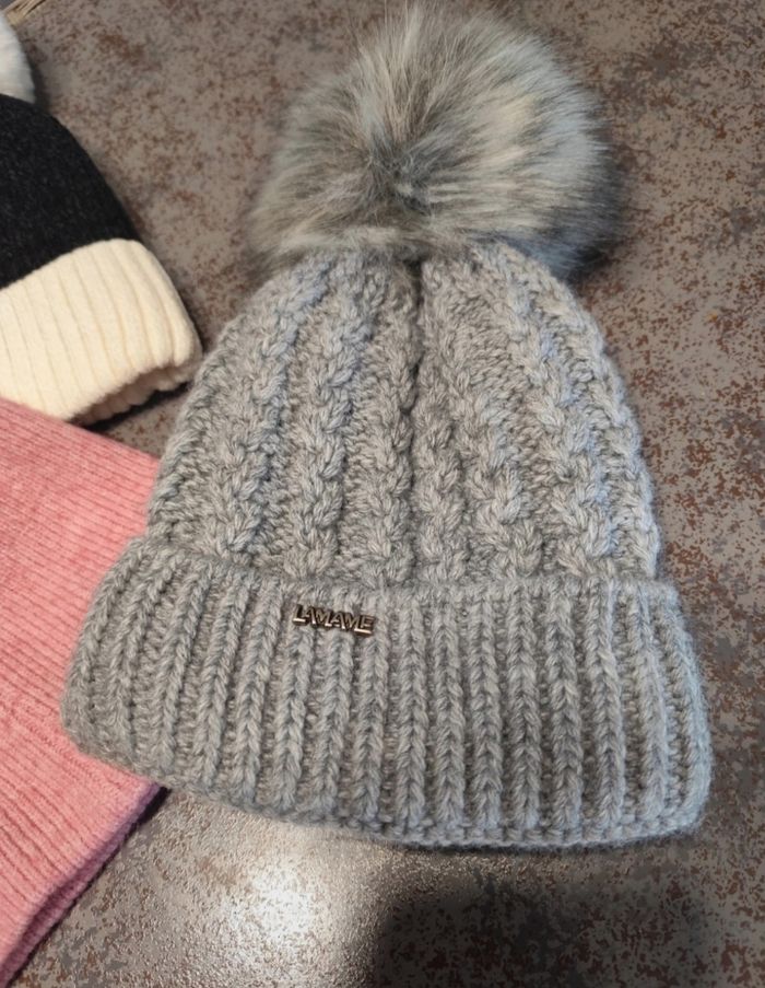 Lot de bonnets - photo numéro 2