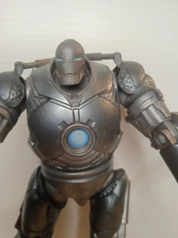 figurine iron man 2010 marvel/hasbro - photo numéro 2
