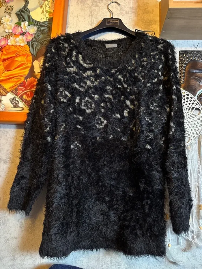 Zwarte zachte trui met print - photo numéro 4