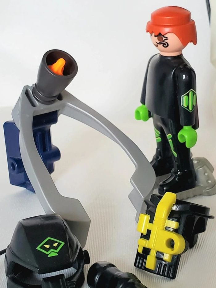 Playmobil 4877 - Jet de détection des agents secrets - photo numéro 8