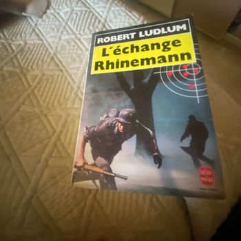 Livre l échange Rhinemann de Robert Ludlum