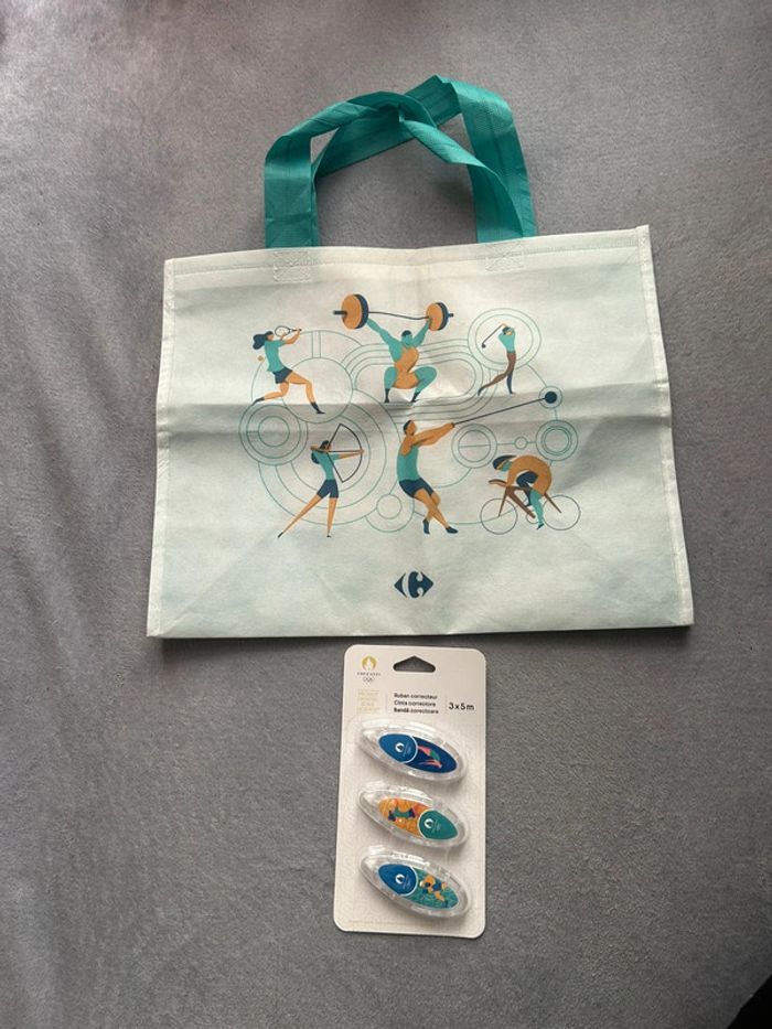 Lot « Paris 2024 » jeux olympiques 3 rubans correcteur et un sac tissus bag neufs - photo numéro 2