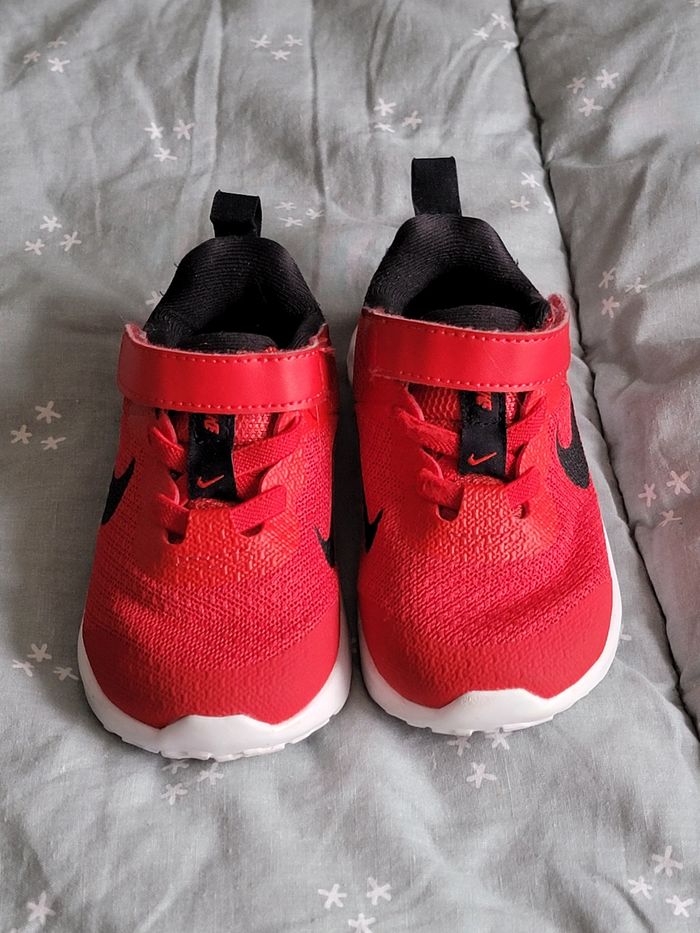 Paire de basket Nike - photo numéro 2