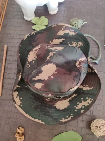 Chapeau de pêcheur / Brousse / Bob Camouflage militaire avec cordon