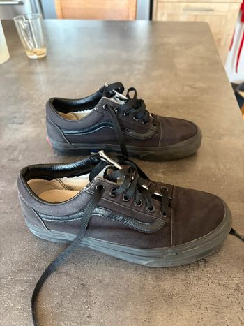 Basket femme Vans noire taille 36