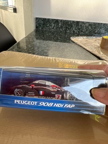 Peugeot 908 miniature