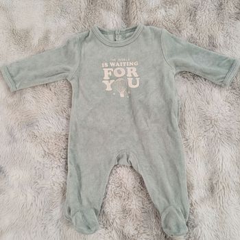 Pyjama Kiabi taille 1 mois
