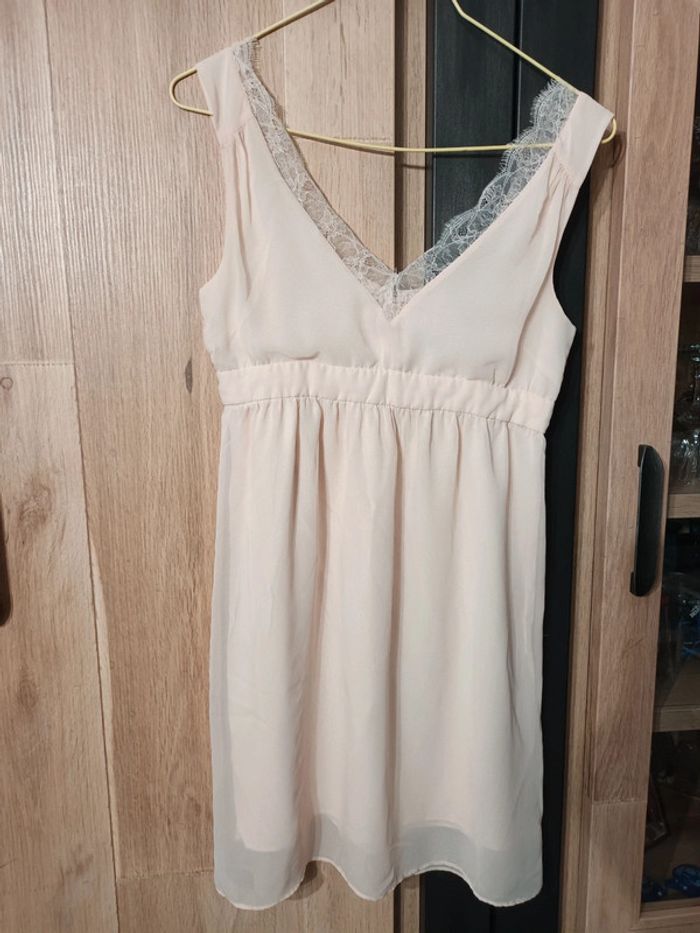 Jolie robe habillée Naf-Naf 36