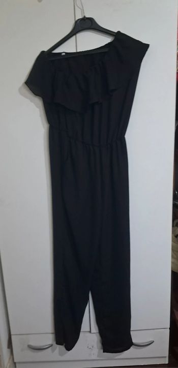 Combinaison épaules dénudées taille L