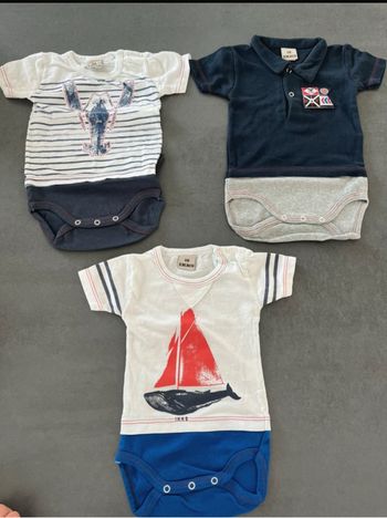 Lot de 3 bodies ikks 6mois