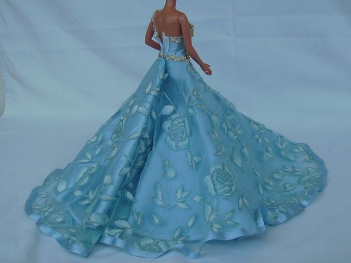 Robe de soirée bleu pour poupée Barbie - Créateur - photo numéro 7