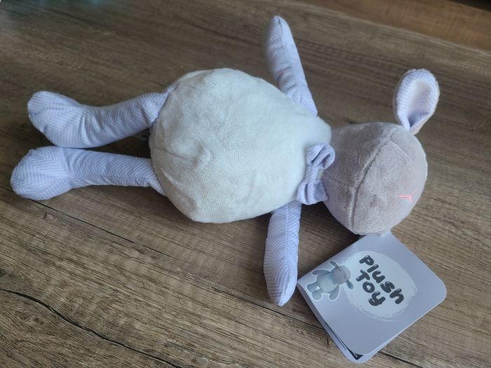 Peluche mouton neuve