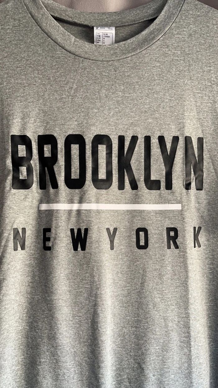 Tee-shirt - photo numéro 2