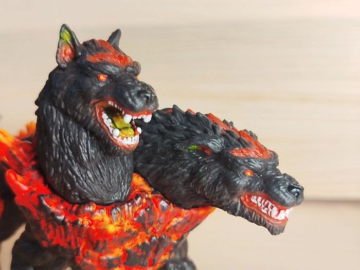 Schleich cerbère de lave Figurine Eldrador Animal imaginaire - photo numéro 2
