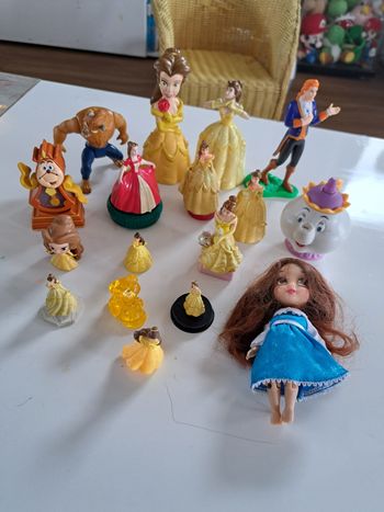 Lot figurine belle et la bête