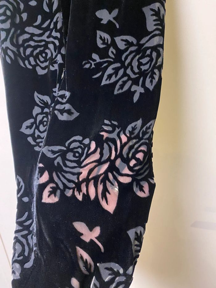 Magnifique robe noire effet velours avec doublure Camaïeu taille 34 - photo numéro 6