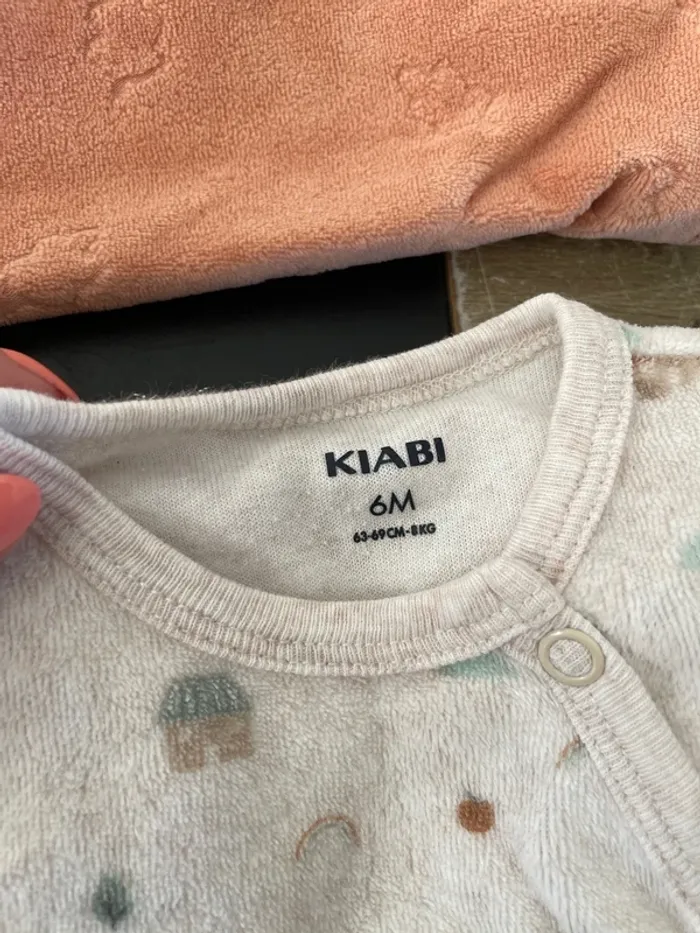 Lot de 5 pyjamas 6 mois - photo numéro 2