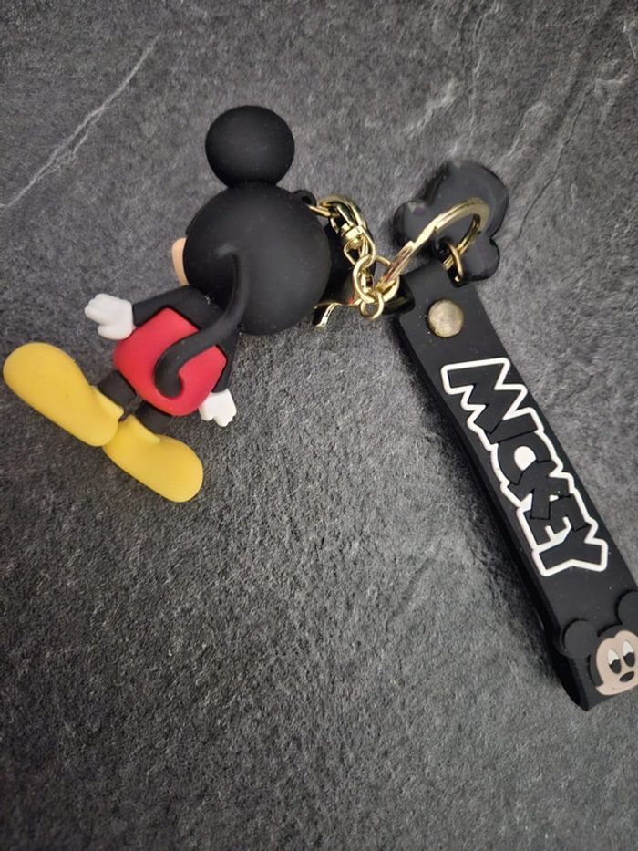 Porte clé Mickey - photo numéro 2