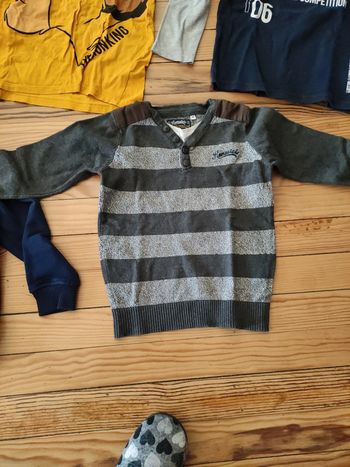 Lot de 7 vêtements 6 ans