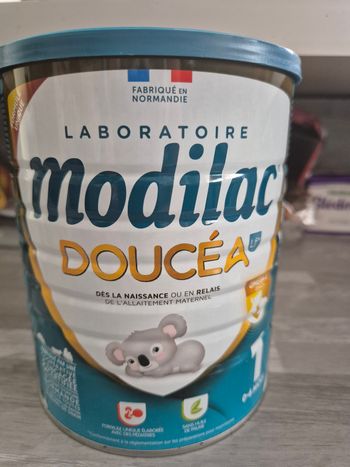 Boîte de lait modilac doucéa 1er age