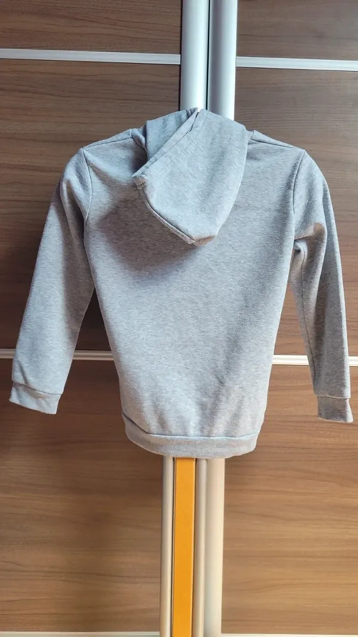 Sweat Stitch 12 ans - photo numéro 2