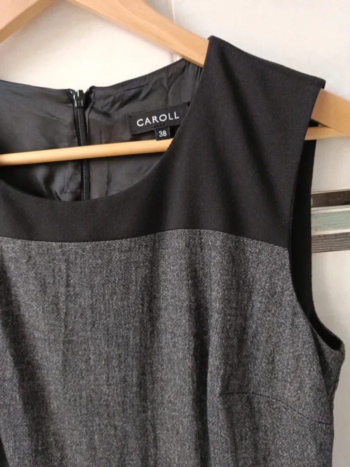 Robe Caroll t.38 laine/viscose - photo numéro 2
